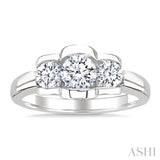 1 Ctw 3-Stone Round Cut Diamond Fashion Ring in 14K White Gold