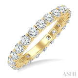 2 Ctw Round Cut Diamond Eternity Band in 14K Yellow Gold