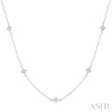 1/2 Ctw Princess Cut Diamond Fashion Station Necklace in 14K White Gold
