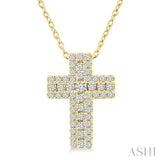 1/4 Ctw Cross Round Cut Diamond Fashion Pendant With Chain in 14K Yellow Gold