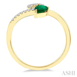 1/10 Ctw Pear Shape 6x4 MM Emerald & Round Cut Diamond Precious Ring in 10K Yellow Gold