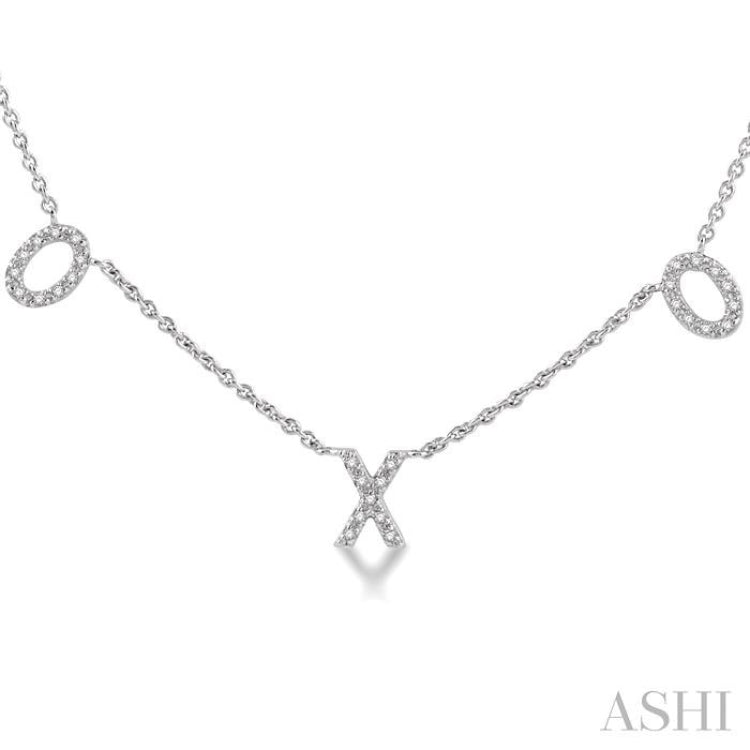 'X' & 'O' Shape Diamond Station Necklace
